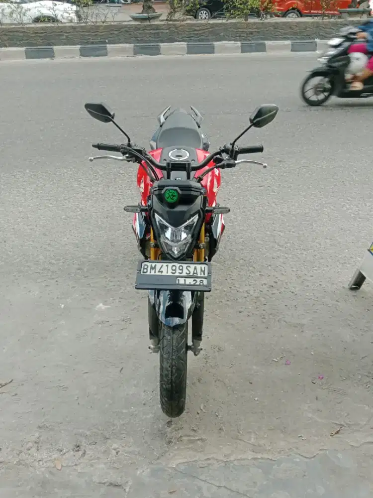 Dijual cepat Honda Honda CB 150 R