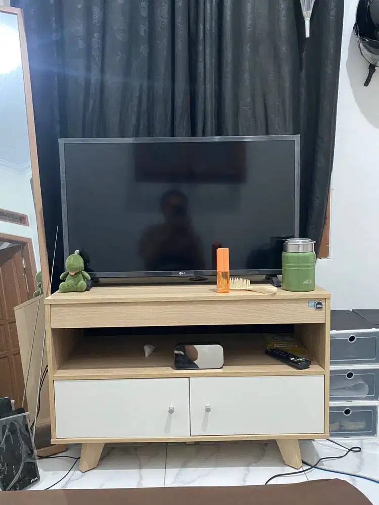 TV LG 32inch - No WiFi