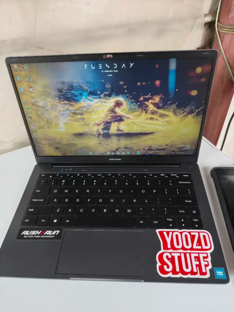 LAPTOP ADVAN T-BOOK