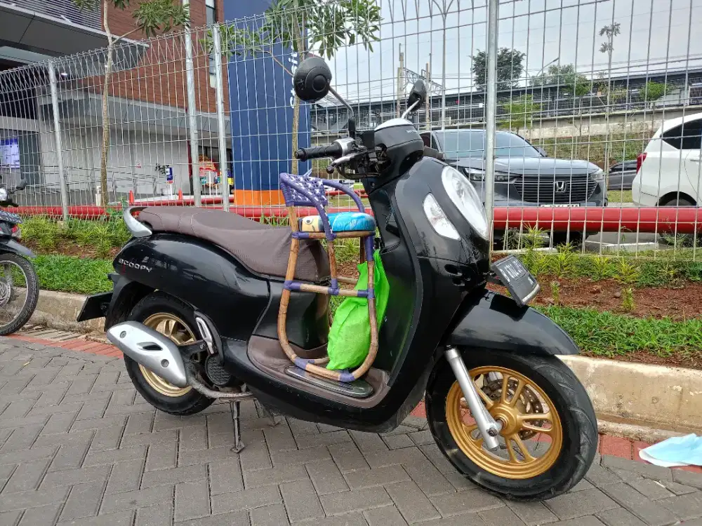 Honda Scoopy prestige keyless tahun 2021