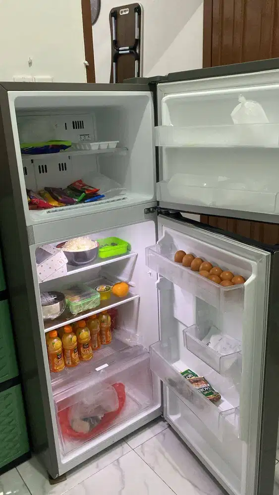 Kulkas Refrigerator LG 2 Pintu