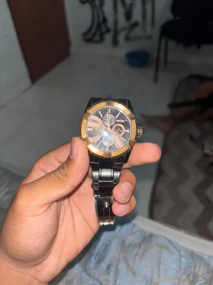 jam tangan pria Seiko Lord SRL024 Retrograde Day and Date.