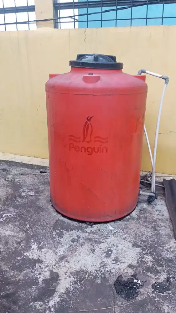 Di jual toren 650 liter piquin