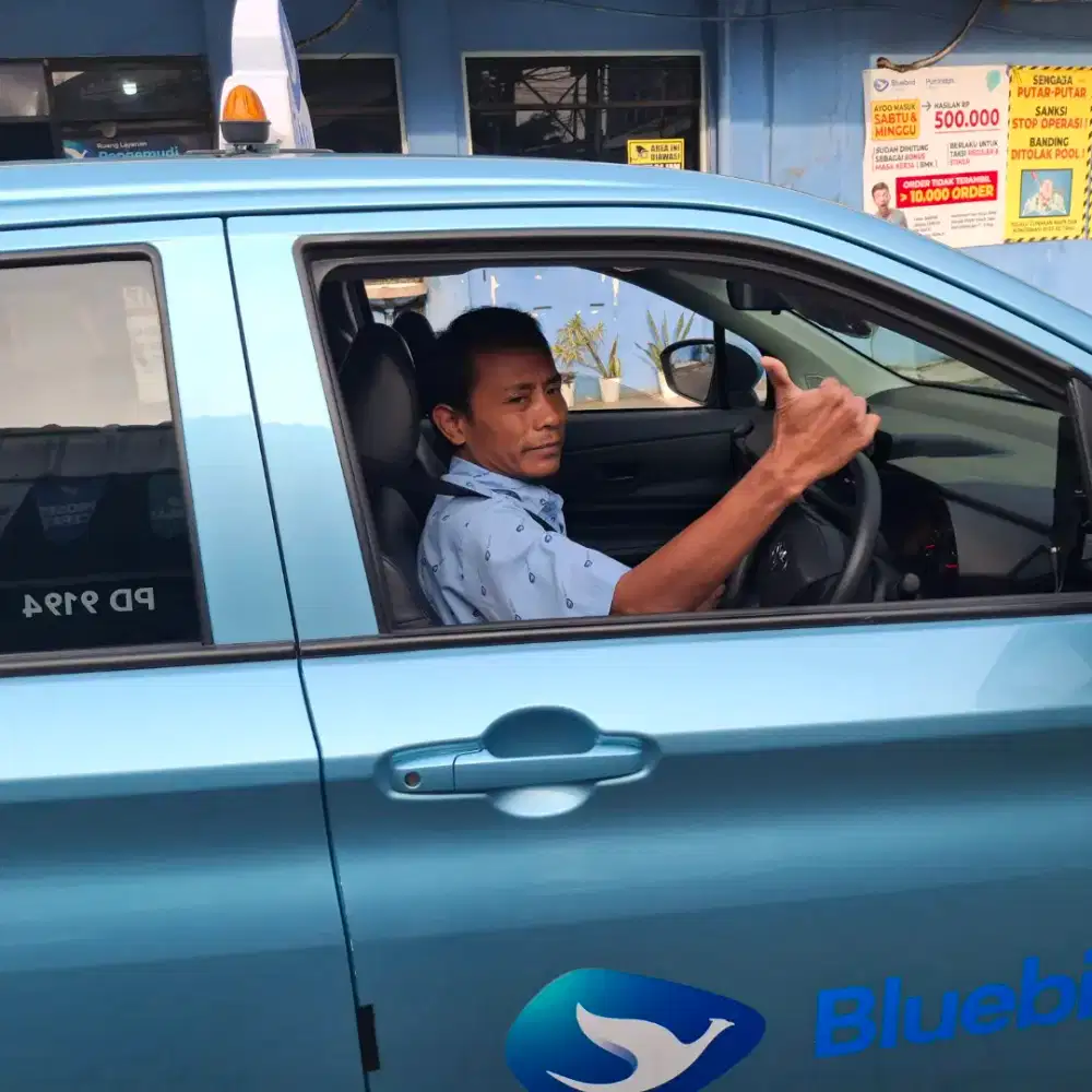 Loker driver bandara