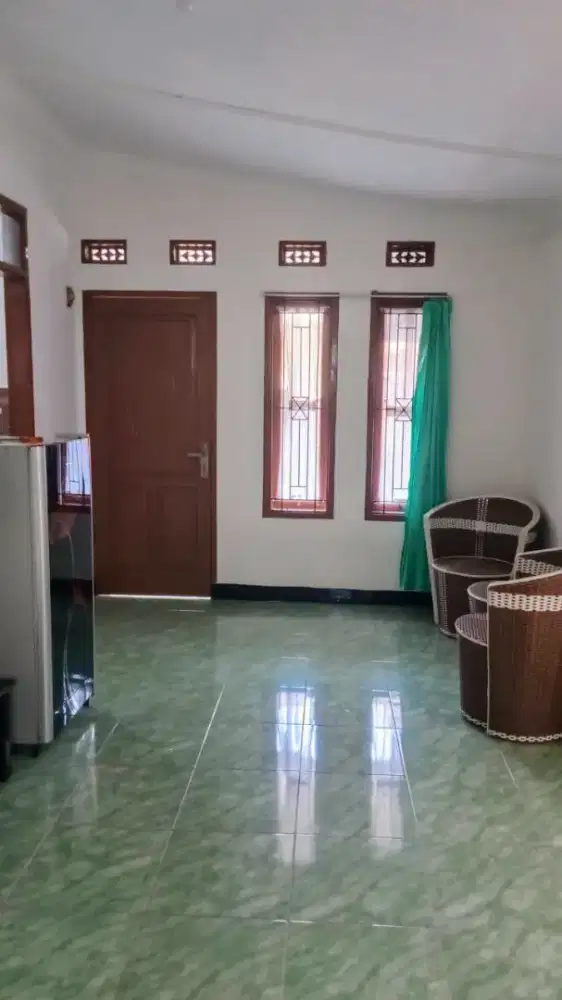 Dikontrakan Rumah 6 Kamar dekat Telkom University