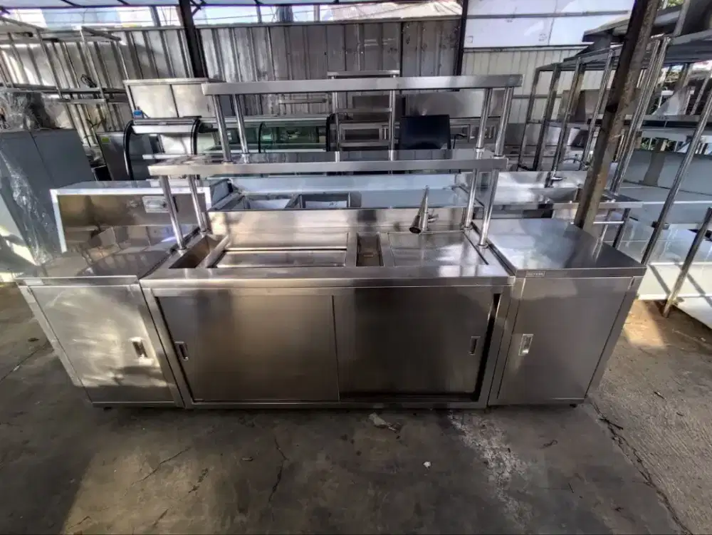 Kabinet koktail uper self + kabinet kecil