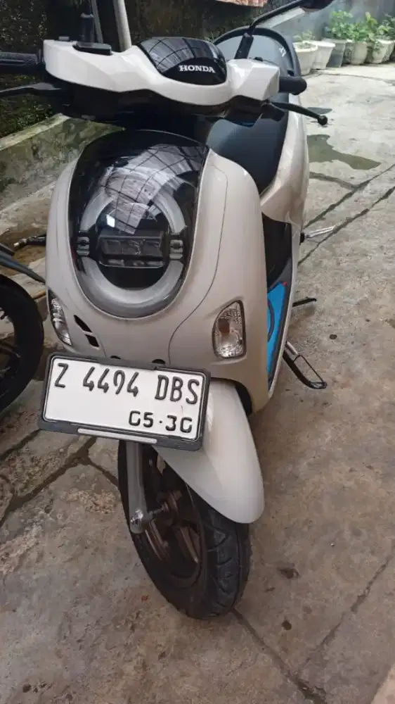 scoopy new keyless