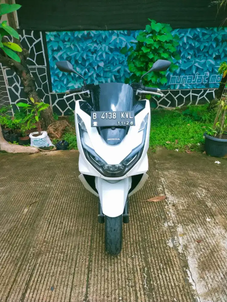 PCX 160 ISTIMEWA GRADE A