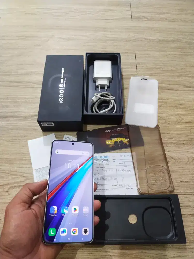 IQoo 13 ram 16/512gb fullset mulus bisa tt handphone