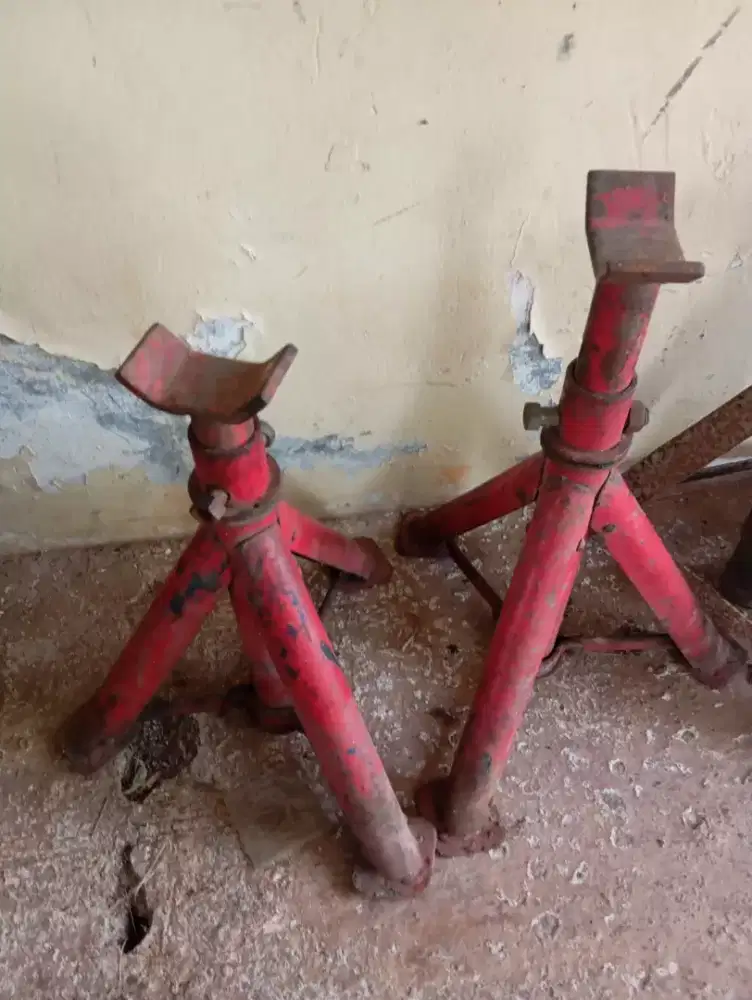 dijual jack stand 4 barang
