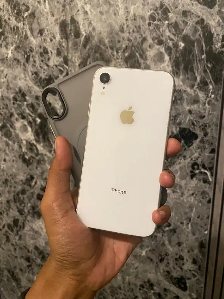 iphone XR 128 all operator