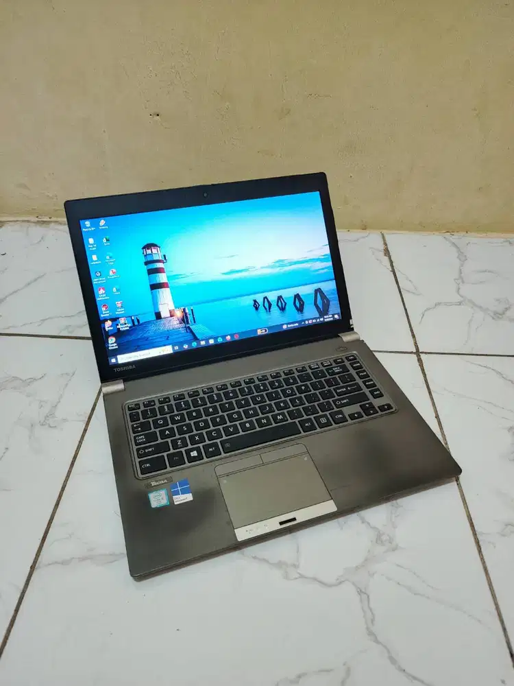 Toshiba Tecra Z40-C Intel Core i5 Skylike Gen 6 Slim Tipis