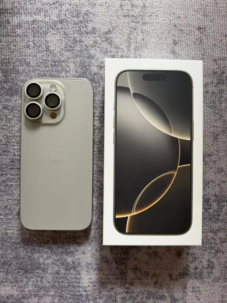 Iphone 16 Pro 128gb titanium grey (second like new)