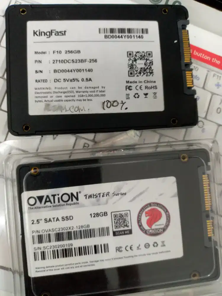 JUAL SSD 128GB SATA UDAH ADA ISI WIN 10 SIAP PAKAI NO MINUS