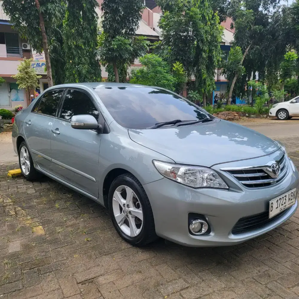 DI JUAL TOYOTA COROLLA ALTIS 1.8 G MATIC WARNA SILVER GOOD CONDITION