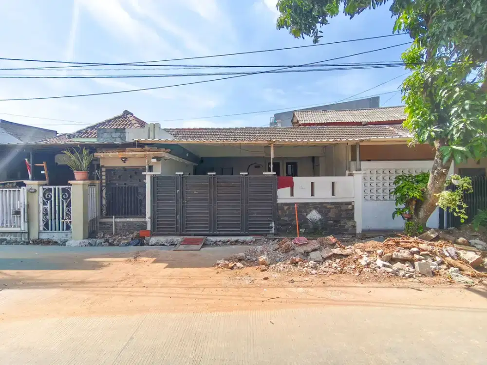 Rumah SHM 10 menit ke Gerbang Tol Serpong 2 Dibantu KPR J-37879