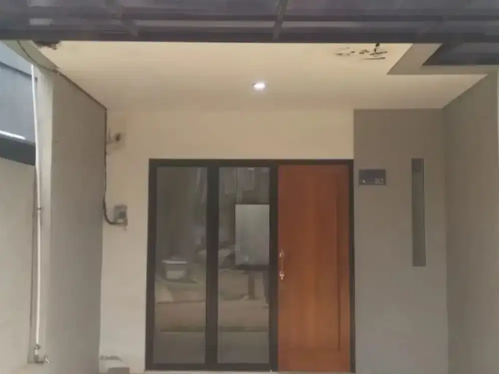 Rumah SHM 2 Lt Siap Huni 11 Menit ke Mall Pesona Square J-40101
