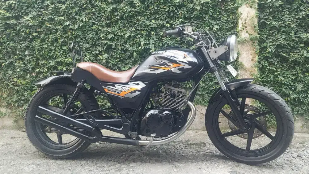 SUZUKI THUNDER 2004 MODIF