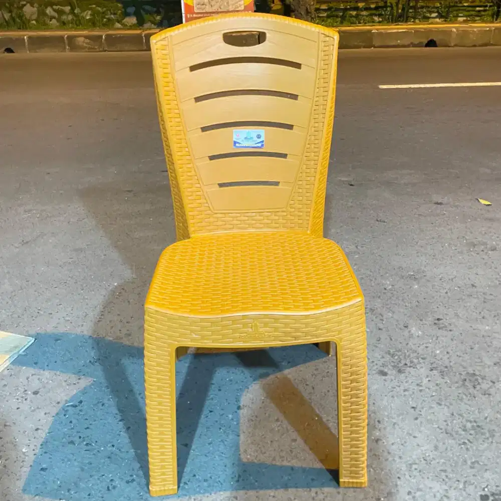 Kursi plastik Olymplast