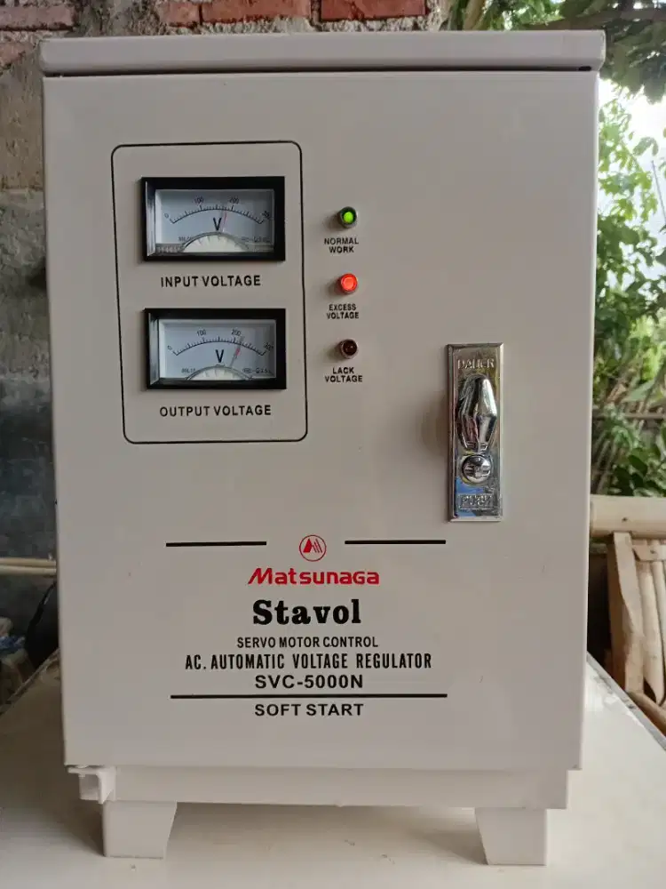 Stabilizer 5.000 Watt merk MATSUNAGA