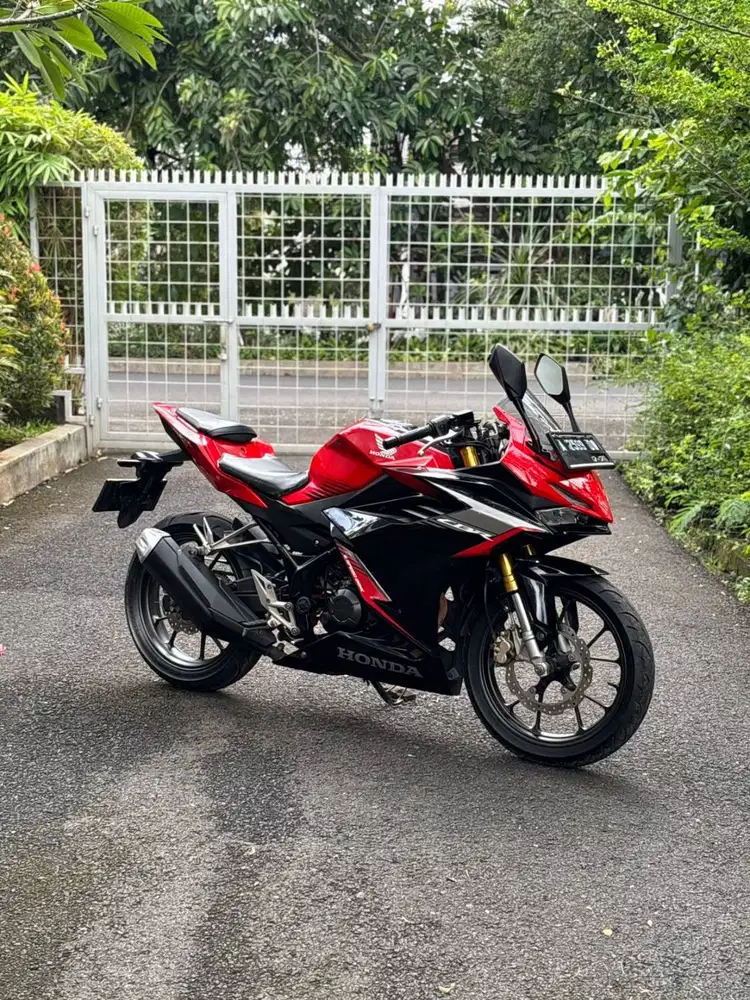 DP 300.000 HONDA ALL NEW CBR 150R 2021