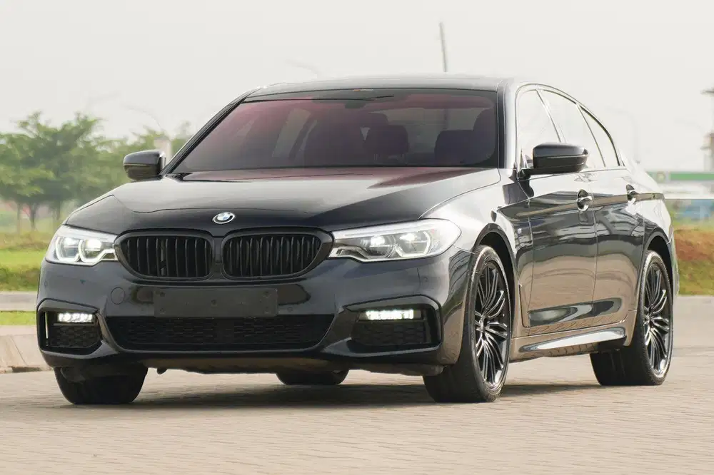 Langka Limited 75th! BMW 520i M Sport 2021 Warranty BSI on! 320i c200