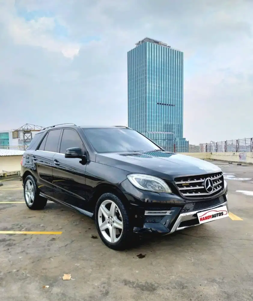 Mercedes Benz ML400 AMG Tahun 2015  Automatic Hitam Metalik