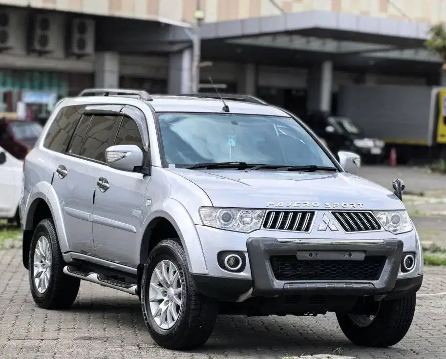 KM 60 Antik Pajero Sport GLS 2011 Manual Plat H Like New
