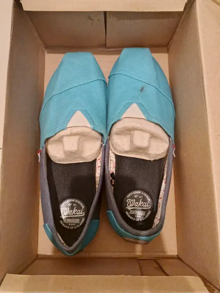 Di juwal sepatu Kawai ukuran.41/42