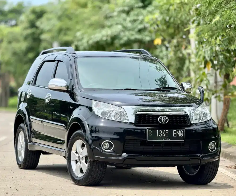 DP 5 jt! Toyota Rush G Matic 2012 Facelift Antik Spt Baru!!