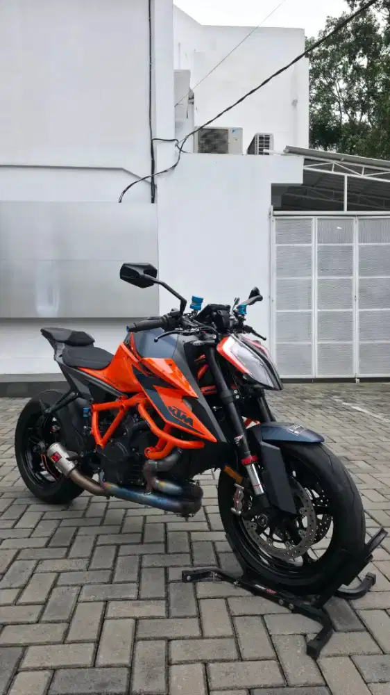 KTM 1290 Superduke R