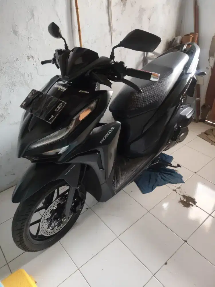 Honda vario 125 LED hitam dop