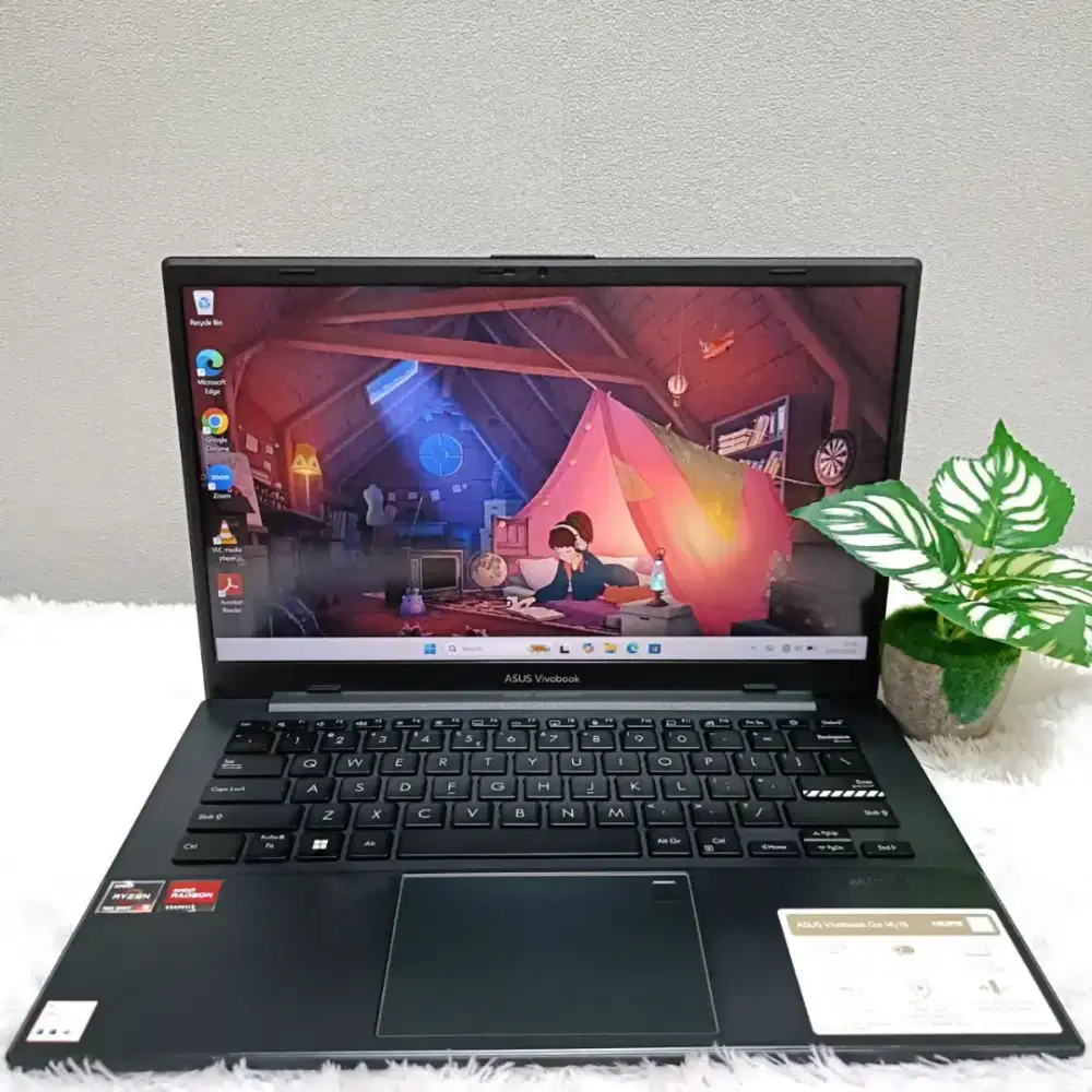 LAPTOP ASUS VIVOBOOK GO 14  RYZEN 5 7520U RAM16GB GARANSI RESMI 1TAHUN