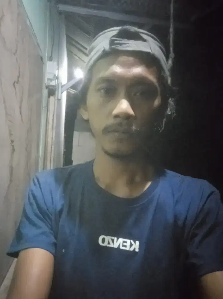 Cari kerja buat bantu bantu orang tua