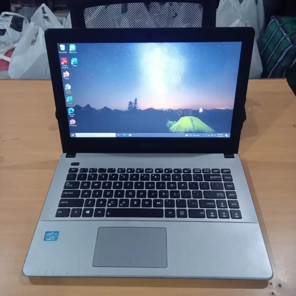 JUAL LAPTOP ASUS i3 GEN 3217U Mulus