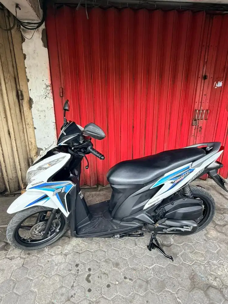 DIJUAL SEPEDA MOTOR VARIO 125 BEKAS