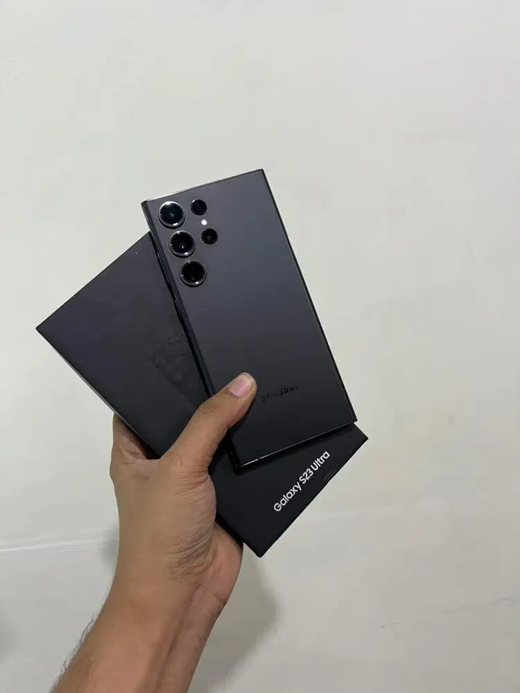 Samsung S23 ultra 12/256
