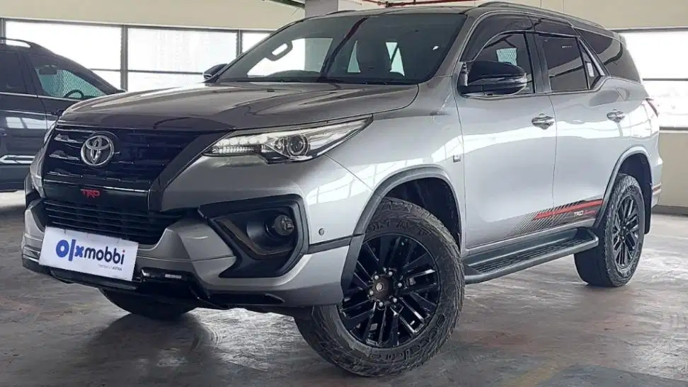 Garansi Mesin 1th Toyota Fortuner 2.7 4x2 SRZ TRD Bensin-AT Coklat