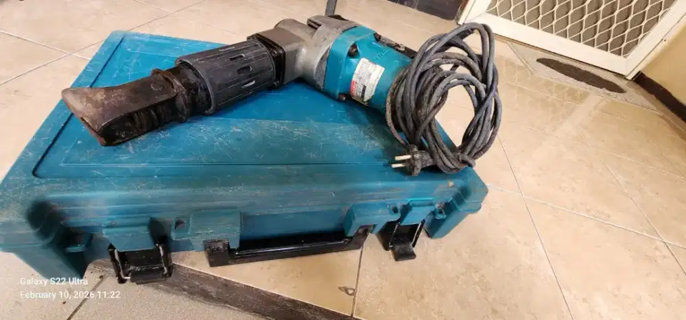 JUAL CEPAT NORMAL Mesin Bobok Beton Jack Hammer Makita HM 0810