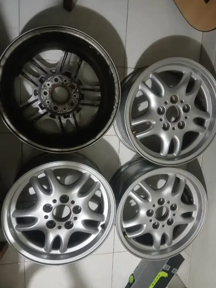 Di jual velg bmw e36