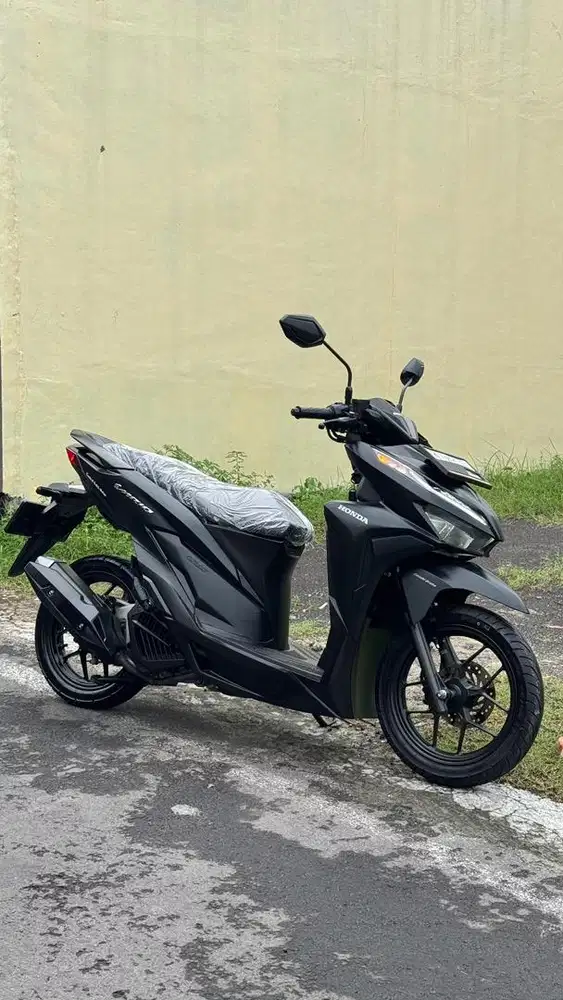 VARIO ISTIMEWA KM rendah 10 ribuan AD