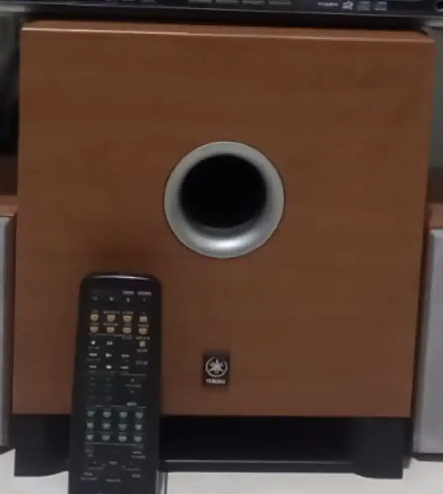 Home theater Subwoofer YAMAHA SW-P250