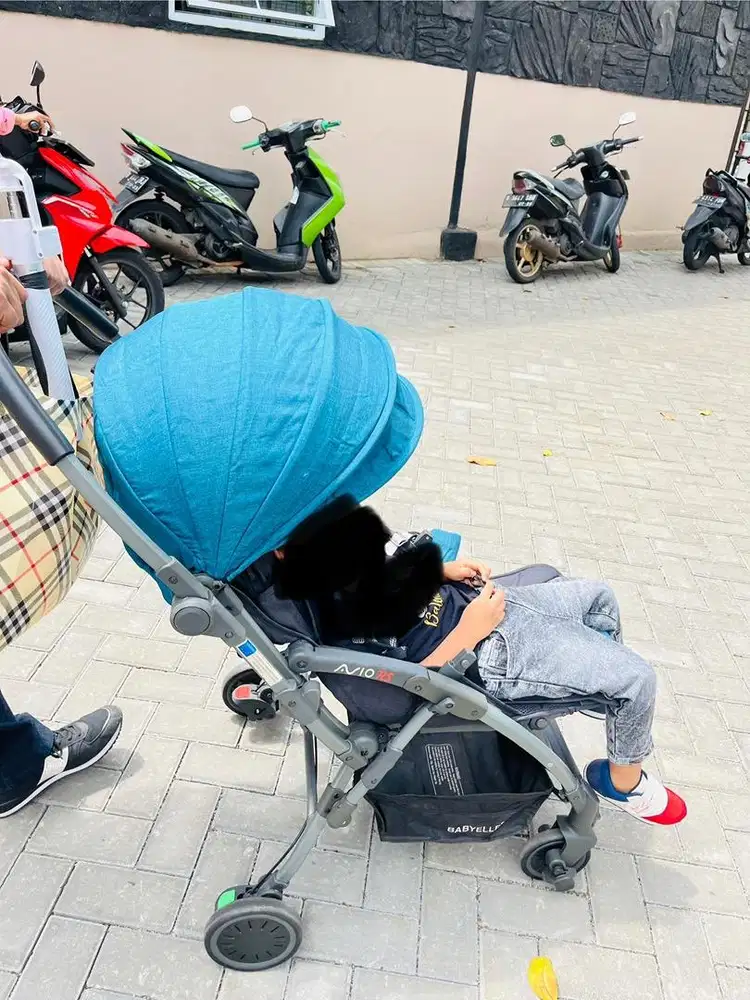 SALE! Stroller BABY ELLE LIKE NEW Pemakaian jarang!!
