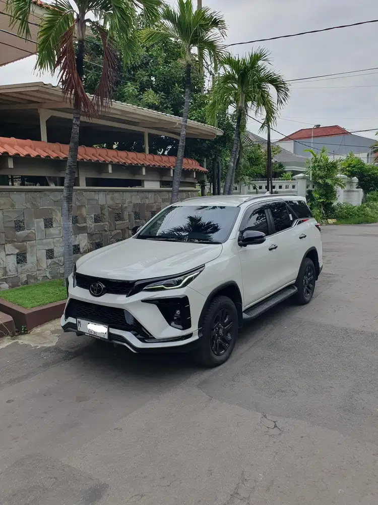 Fortuner 2025 GR Sport Tss 2.8 Diesel Matic Aero Parts Km 30rb