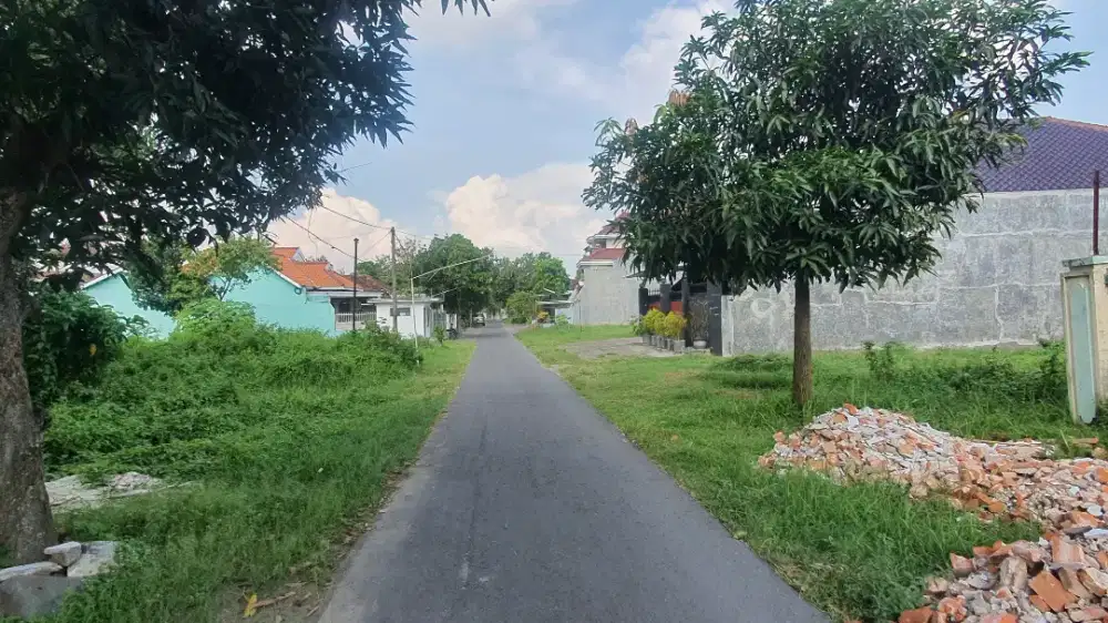 JUAL RUMAH STRATEGIS KAWASAN ELIT