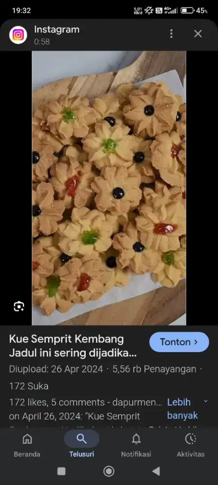 Kue Kering bentuk bunga