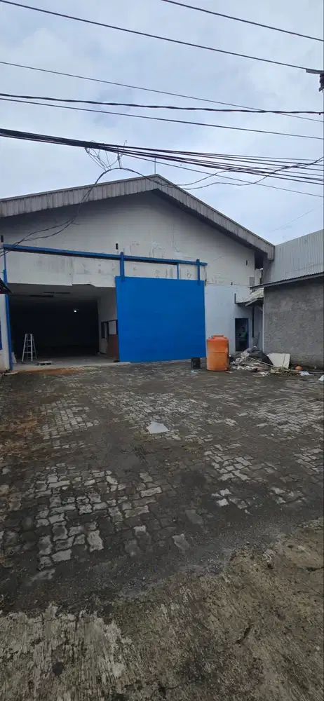 Disewa Gudang siap pakai di Jalan Raya Bekasi Barat