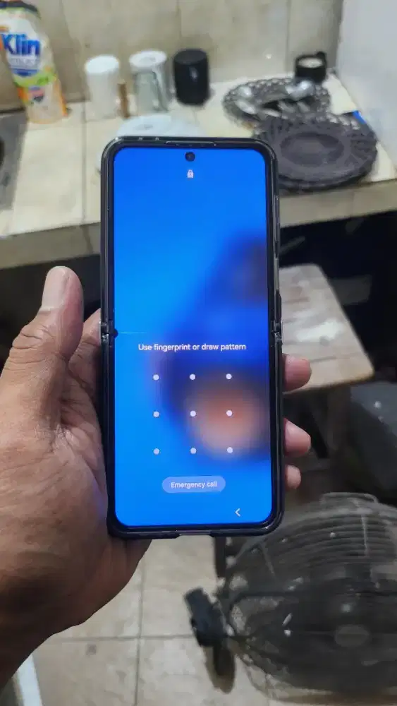 Samsung Z Flip 6 Warna Black Grey 12/512 Mulus Minus Dikit