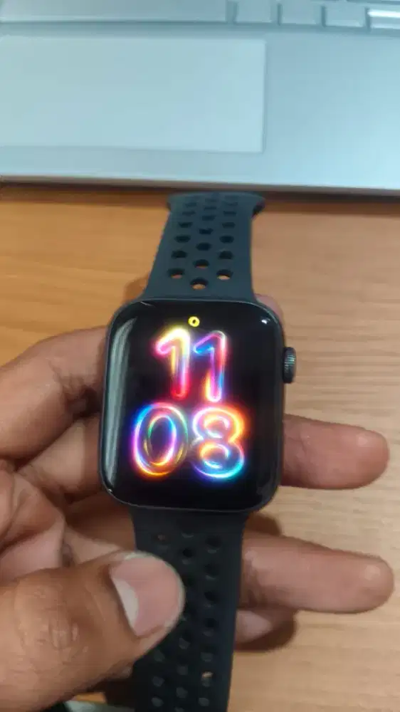 Jual Apple Watch Series 7 Nike Edition 45mm | Tangan Pertama