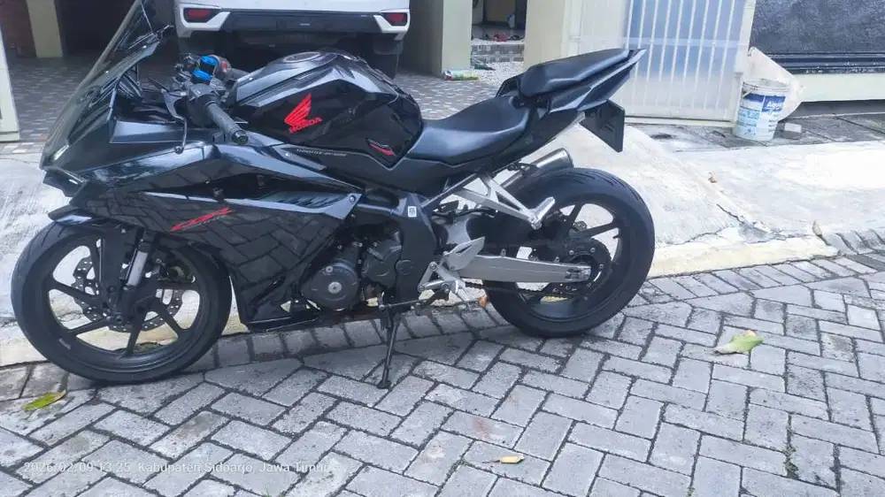 HONDA CBR R 250cc TAHUN 2021